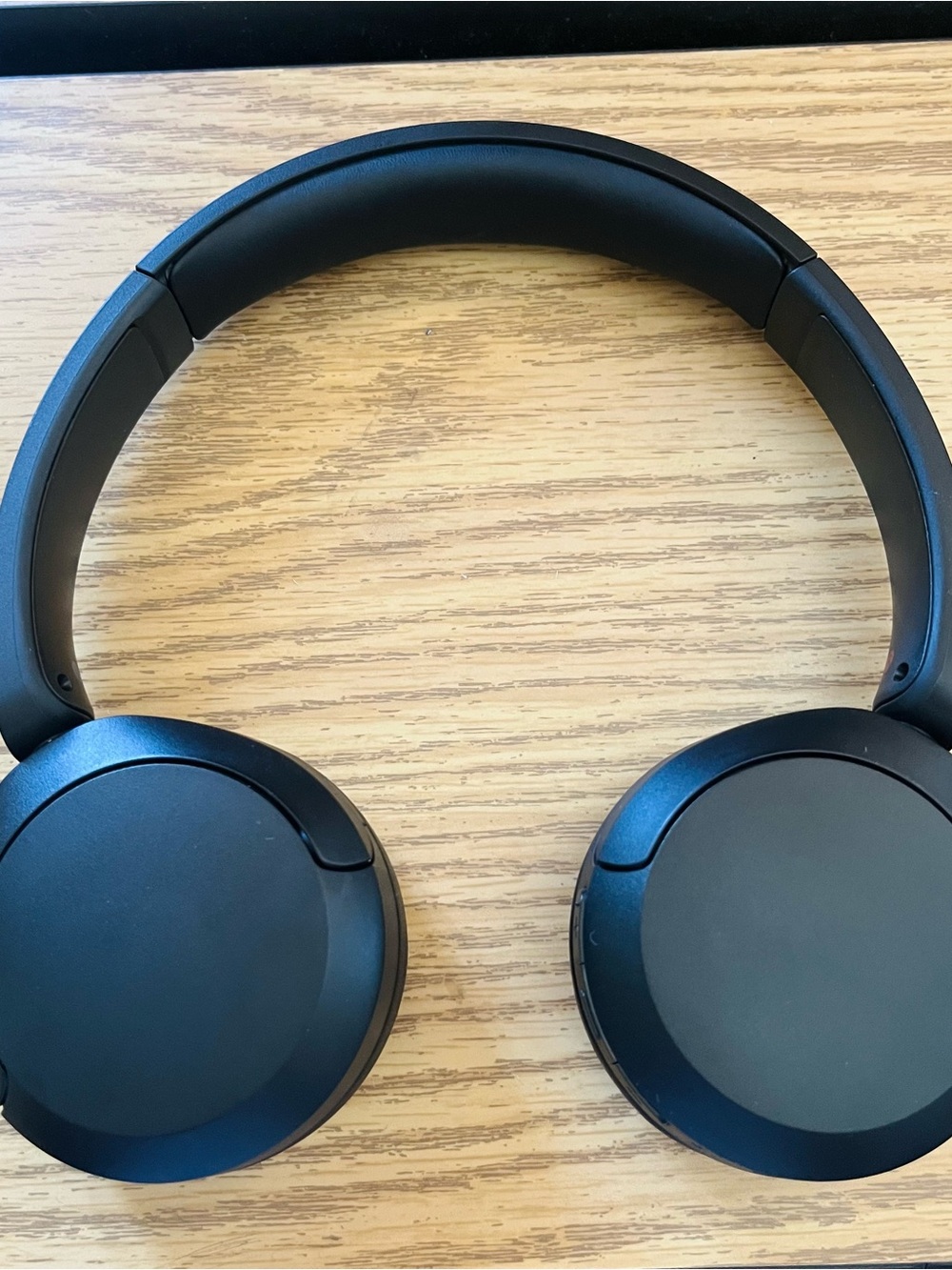 Sony WH-CH520 Wireless On-Ear Headphones - Black (Like New)